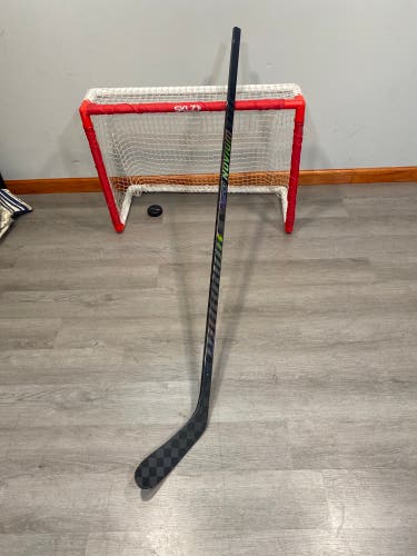 Senior Warrior Super Novium Hockey Stick