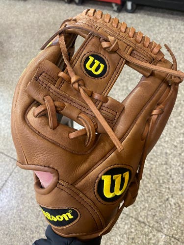 New Wilson 11.5" A800 Baseball Glove