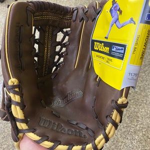 New Infield 11.75" A800 Baseball Glove