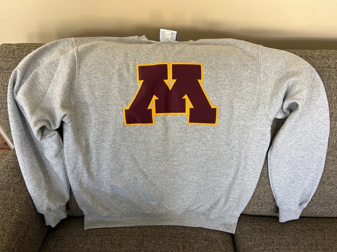 Minnesota Gray Used Large Champion Sweatshirt