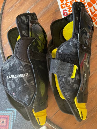 Bauer Supreme M3 Shin Guards