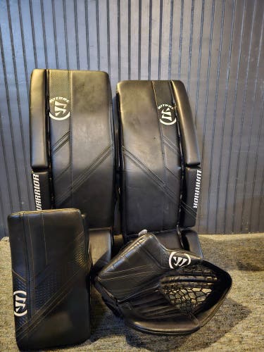 Used 30+1" Warrior Regular Goalie Full Set