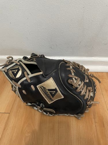 Akadema precision series 33 inch catcher mitt APM41