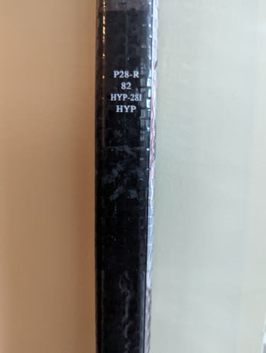 Bauer VAPOR HYPERLITE Hockey Stick RIGHT P28 82 flex Senior D1 Pro Stock