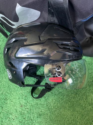 NJD Helmet Bauer Reakt 95 W/Bauer Visor