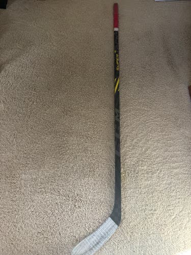 Intermediate Right Handed P28 Super Tacks AS4 Pro Hockey Stick