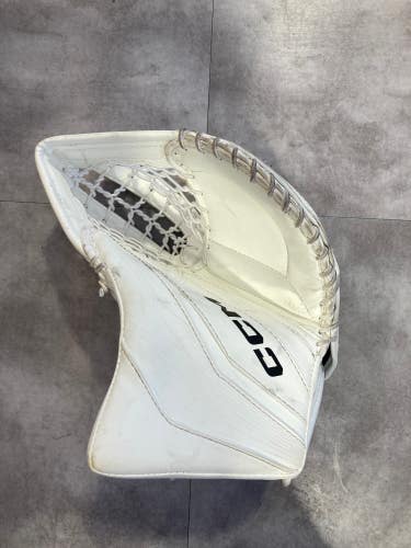 White Junior Used CCM EFlex 6.5 Goalie Glove