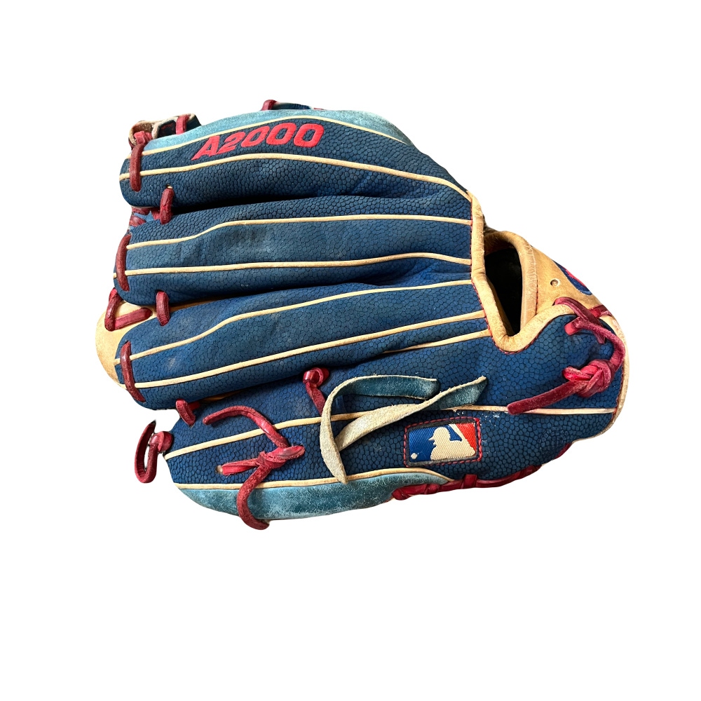 Custom Wilson A2000 1786 11.5” Infield Glove