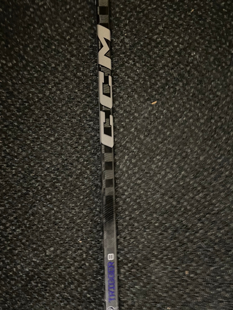 Senior Right Handed P29  RibCor Trigger 8 Pro Hockey Stick