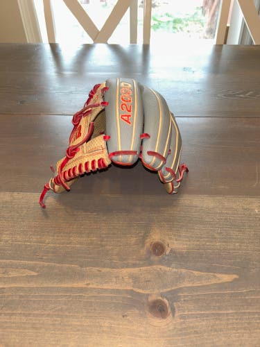 2023 Infield 11.5" A2000 Baseball Glove