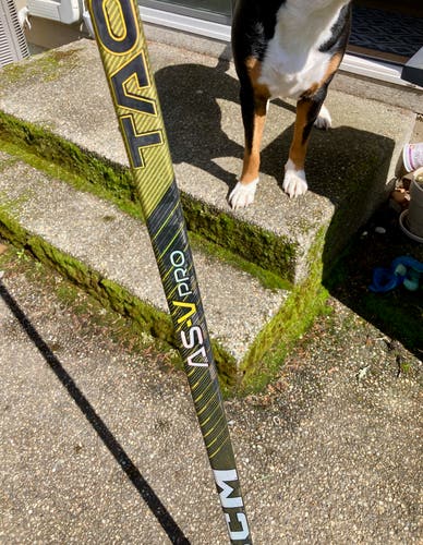 Used Senior CCM Right Handed Super Tacks AS-V Pro Hockey Stick P29 and FREE ALL BLACK STICK!