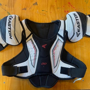Used Large Easton 20 Synergy Shoulder Pads Large