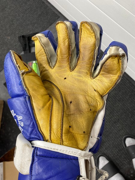 Vintage Toronto Colours Gloves