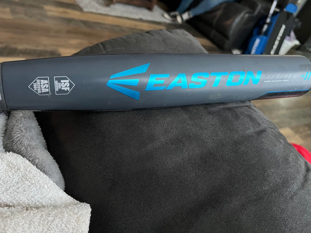 Used 2018 Easton Composite Ghost Bat (-11) 20 oz 31"