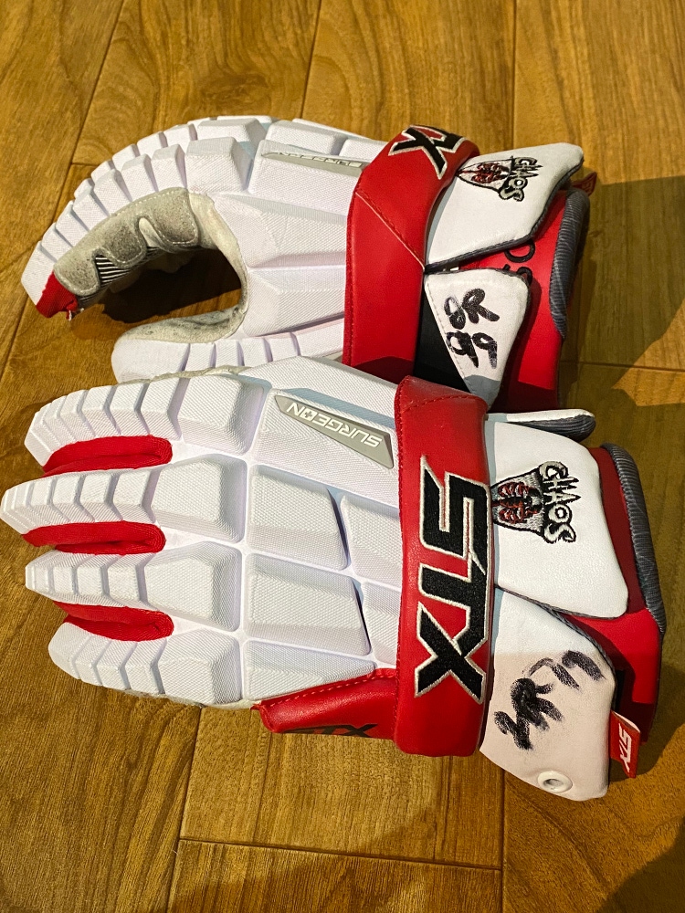 (Lightly Used) PLL Chaos Issued Jack Rowlett Signed STX Surgeon RZR Glove