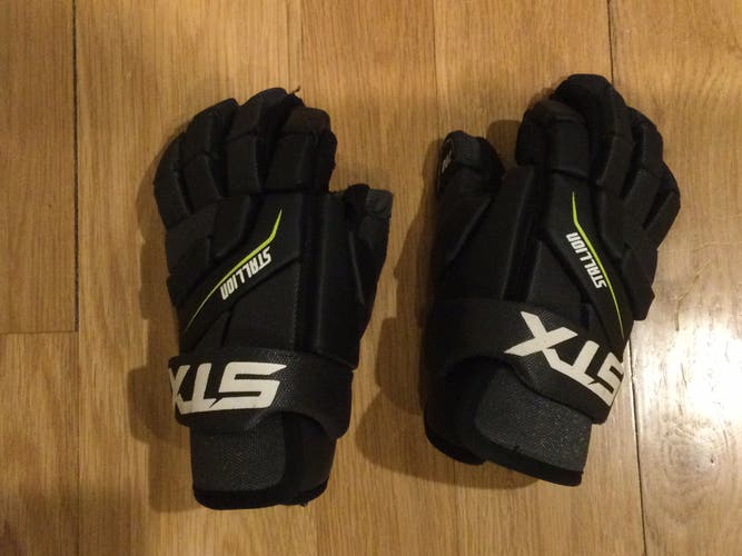 Used  STX 11" Stallion 200 Lacrosse Gloves