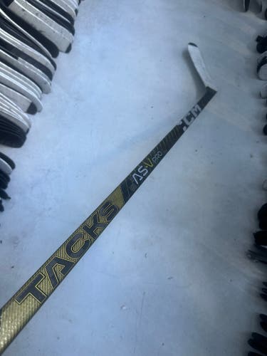 Used Right Handed P28 Pro Stock AS-V PRO Hockey Stick