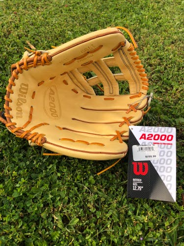 2023 Outfield 12.75" A2000 Baseball Glove