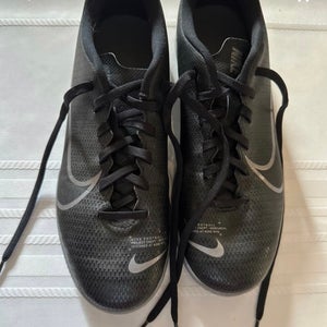 NIKE Mercurial Indoor soccer shoes