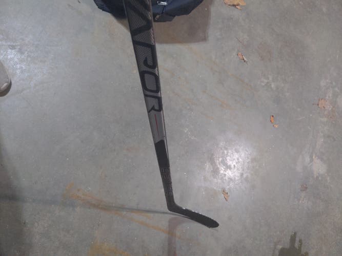 Used Intermediate Bauer Vapor 3X Hockey Stick P88