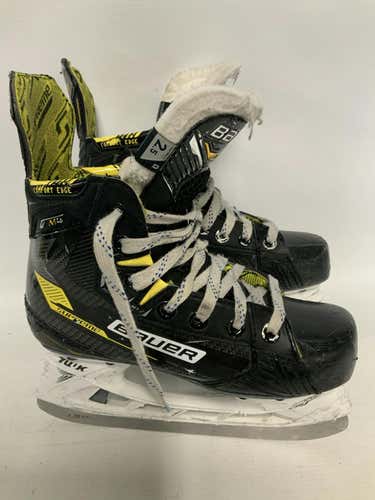 Used Bauer Supreme M4 Junior 02.5 Ice Hockey Skates