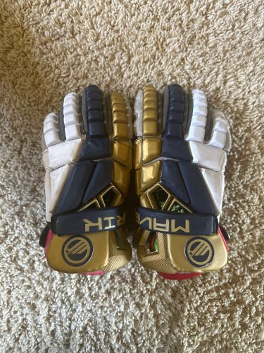 Used  Maverik Large Max Lacrosse Gloves