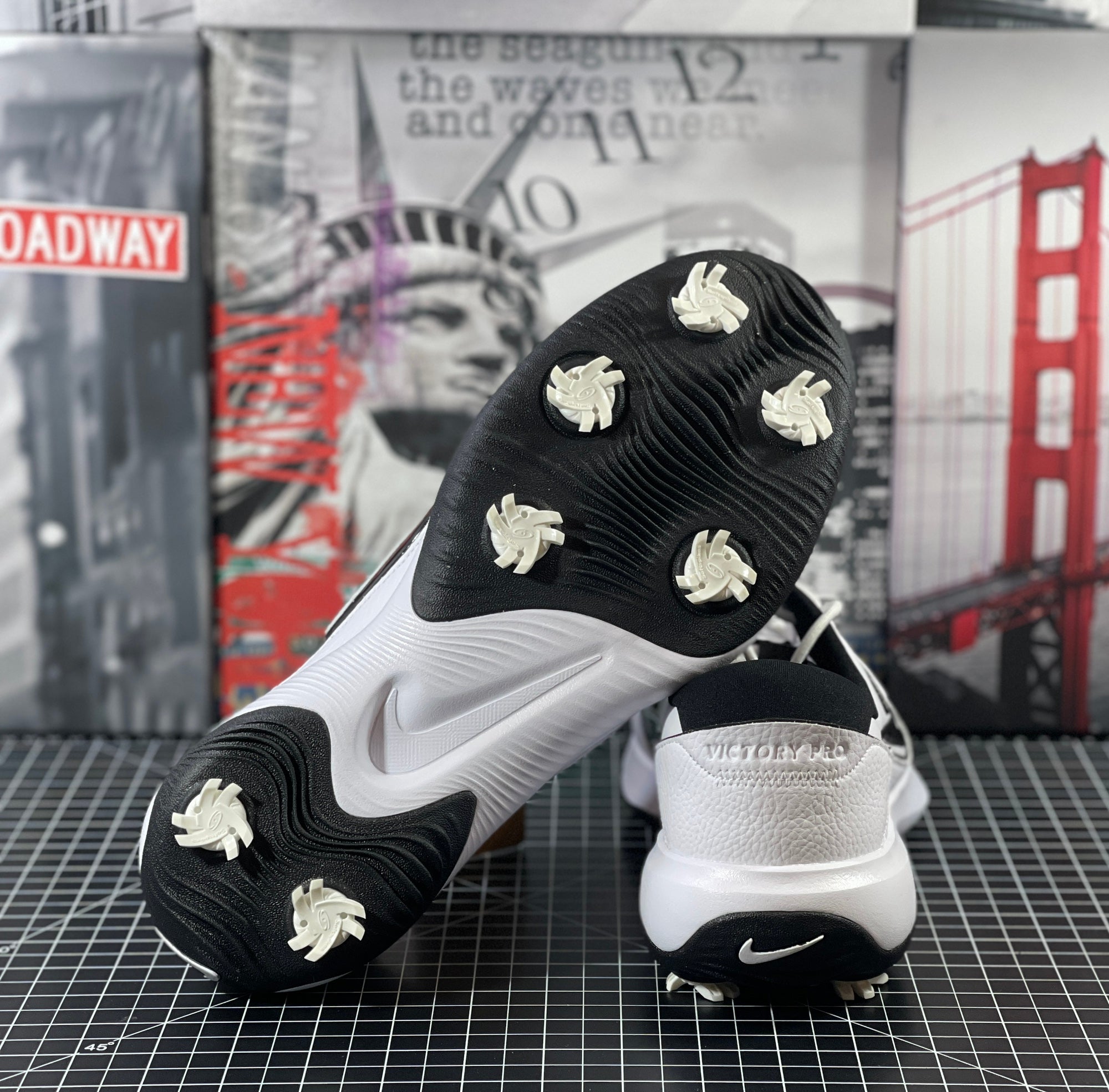 Nike Air Zoom Victory Pro NN Golf Shoes Mens US 12 White Black DV6800-110 Nike Air Zoom Victory Pro NN DV6800-110 White Black Golf  main image 2