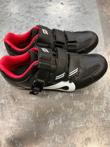 Peloton cycling shoes Euro 38