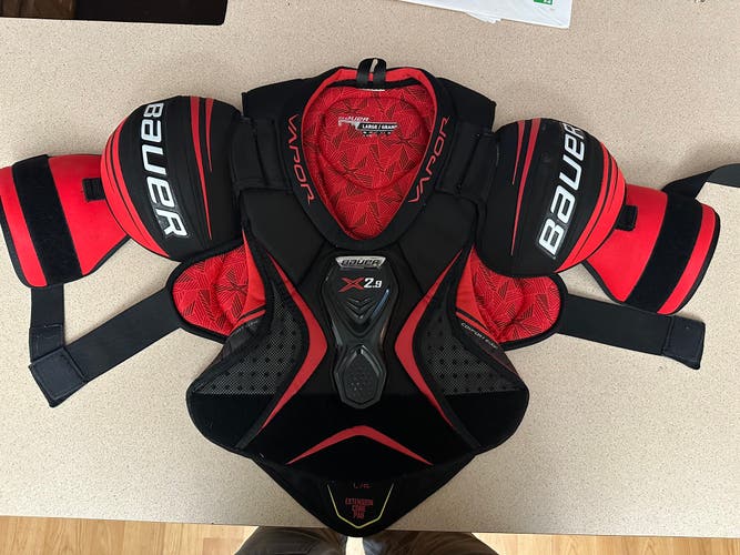Used Large Bauer  Vapor X2.9 Shoulder Pads