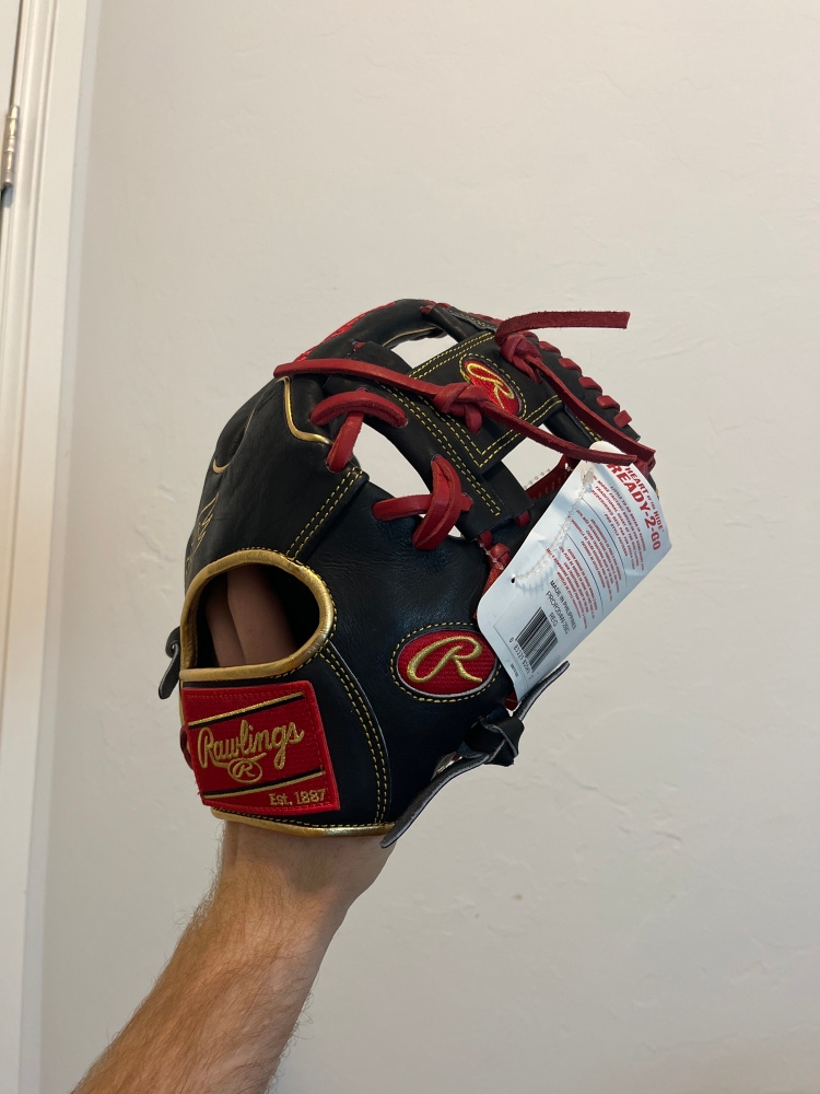 Rawlings heart of the hide wingtip 11.5 brand new baseball glove