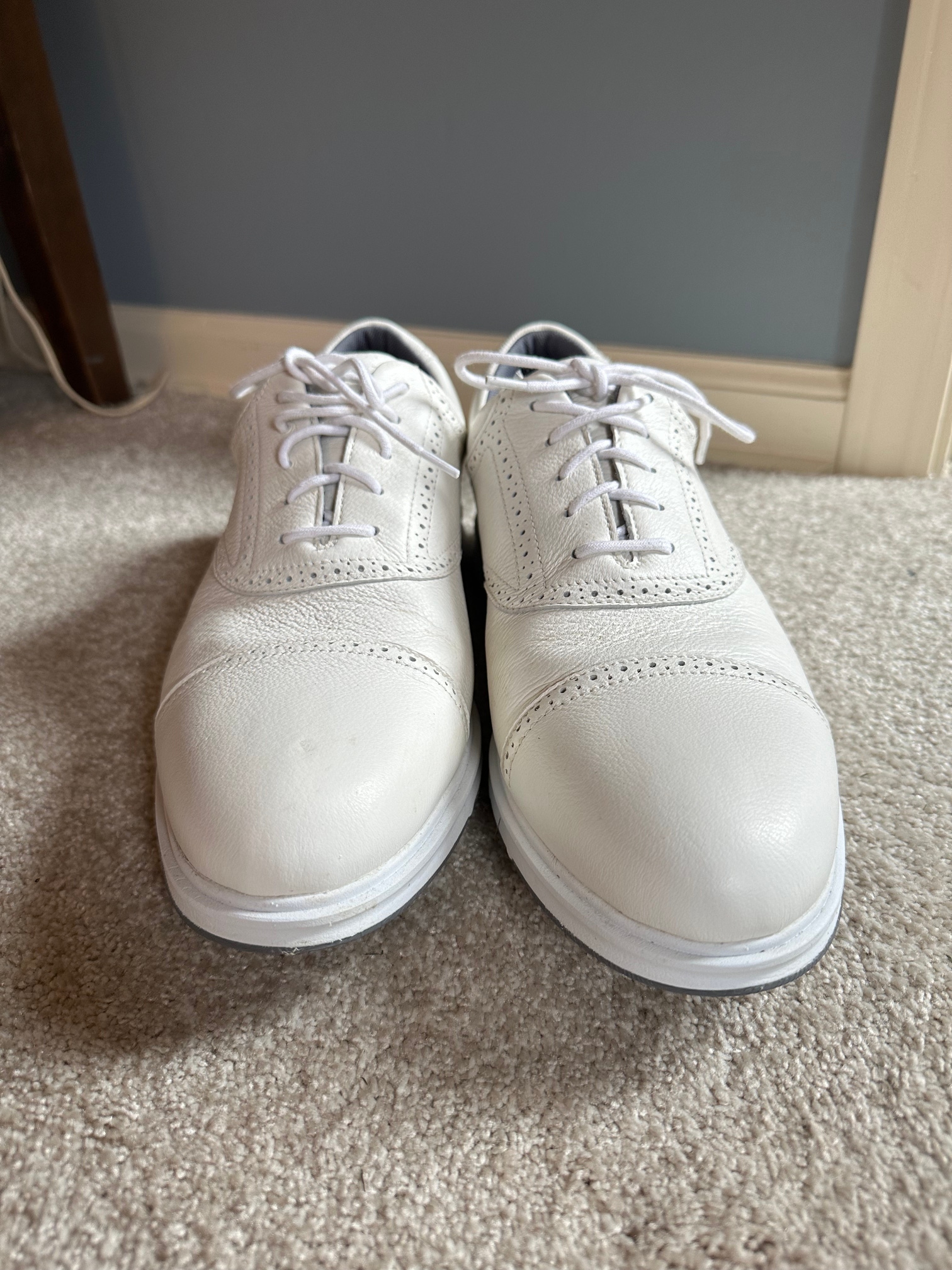 Almost new Rockport Golf Shoes -  Men's Size 11.5 WIDE (Women's 12.5)
