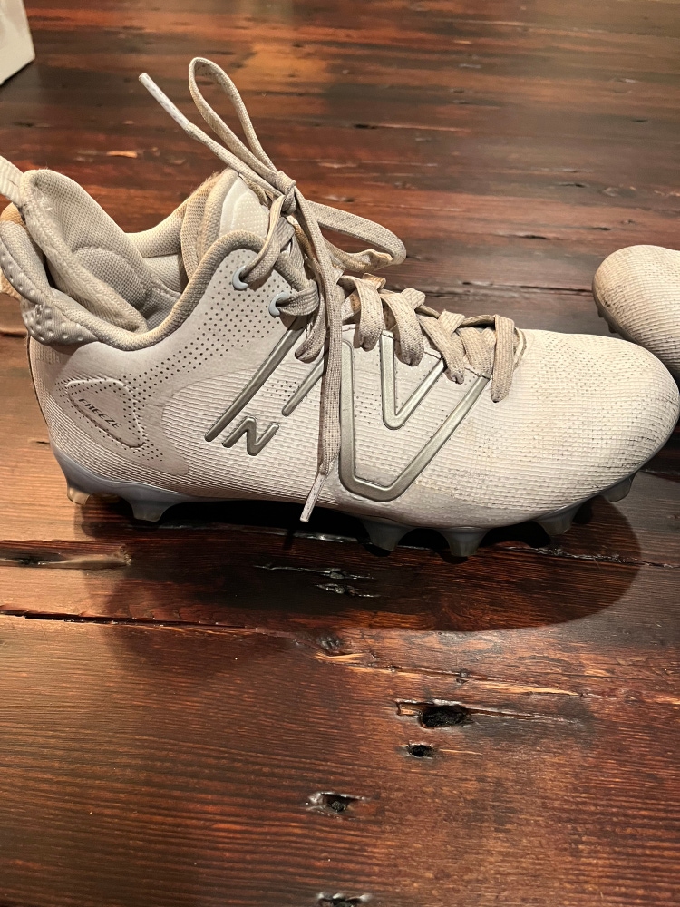 White Barely Used Molded Cleats High Top Freeze