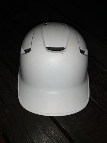 Used 7 1/8 Easton Z5 Batting Helmet