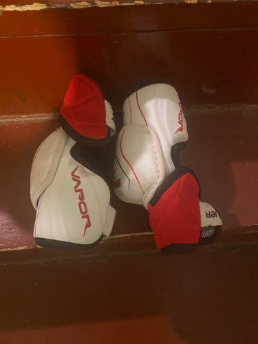 Used Large Bauer Vapor X800 Elbow Pads