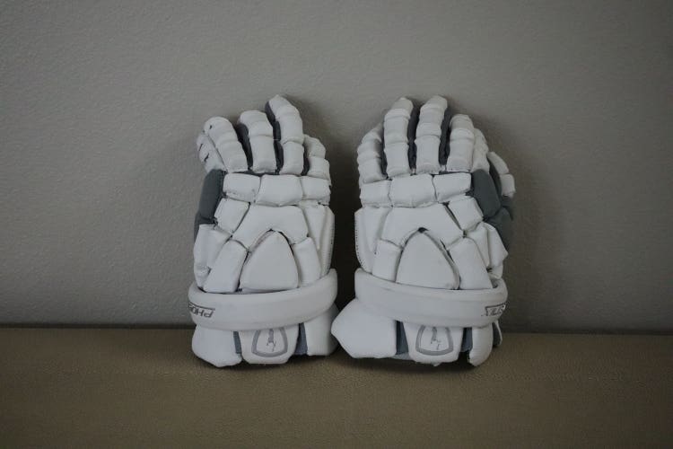 New Adrenaline Phoenix Lacrosse Gloves (Size S/M)