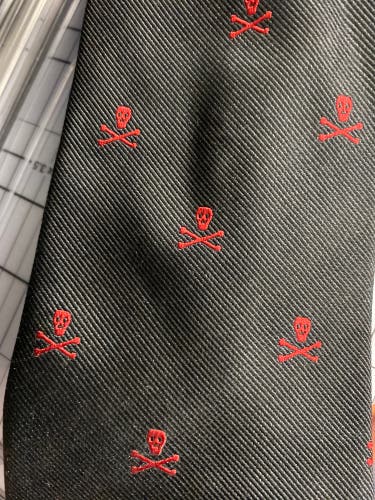 New  Skull N Bones Tie by J McLaughlin