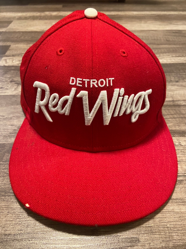 Red wings SnapBack hat