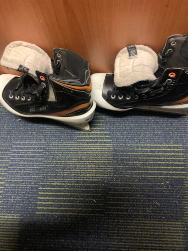 Used Bauer Regular Width 10.5 Hockey Goalie Skates