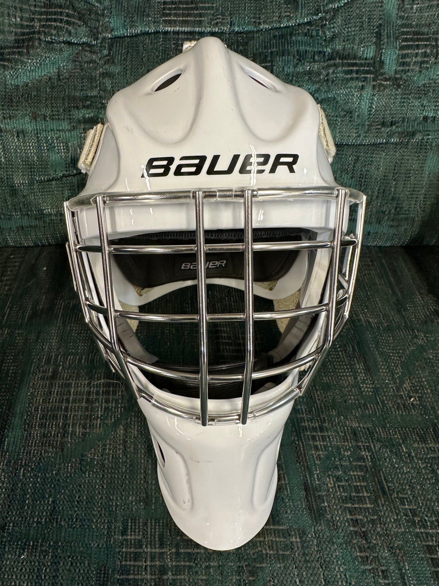 Youth New Bauer 940 Goalie Mask