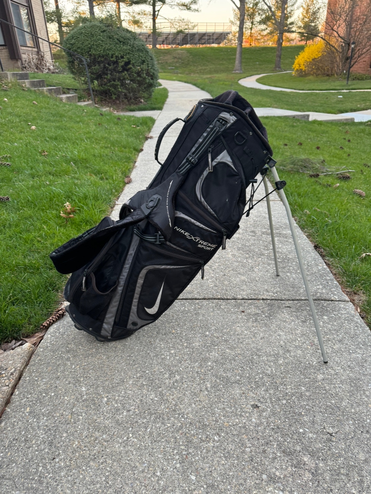 Nike Golf Stand Bag Used