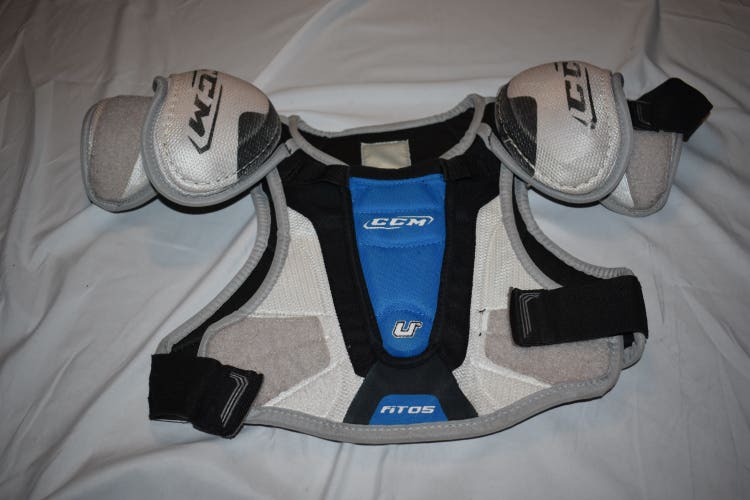 CCM U+ Fit 05 Hockey Shoulder Pads, Junior Medium