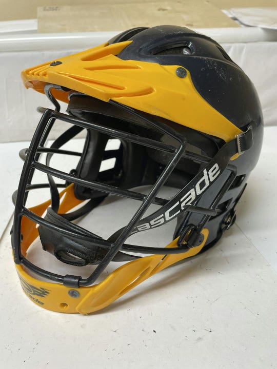 Used Cascade Cpv S M Lacrosse Helmets