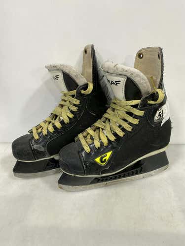 Used Graf Supra 501 Junior 02 Ice Hockey Skates