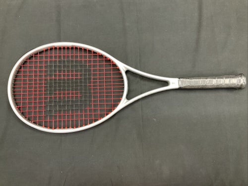 Grip Size 4 3/8 - Wilson v.13 Pro Staff RF 97 - Laver Cup 2023 “Red Out” Edition
