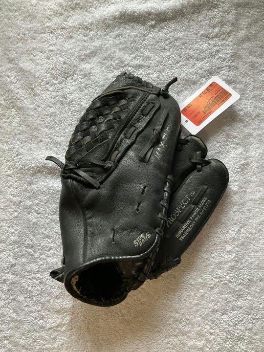 Used Mizuno 1075y1 10 3 4" Fielders Glove