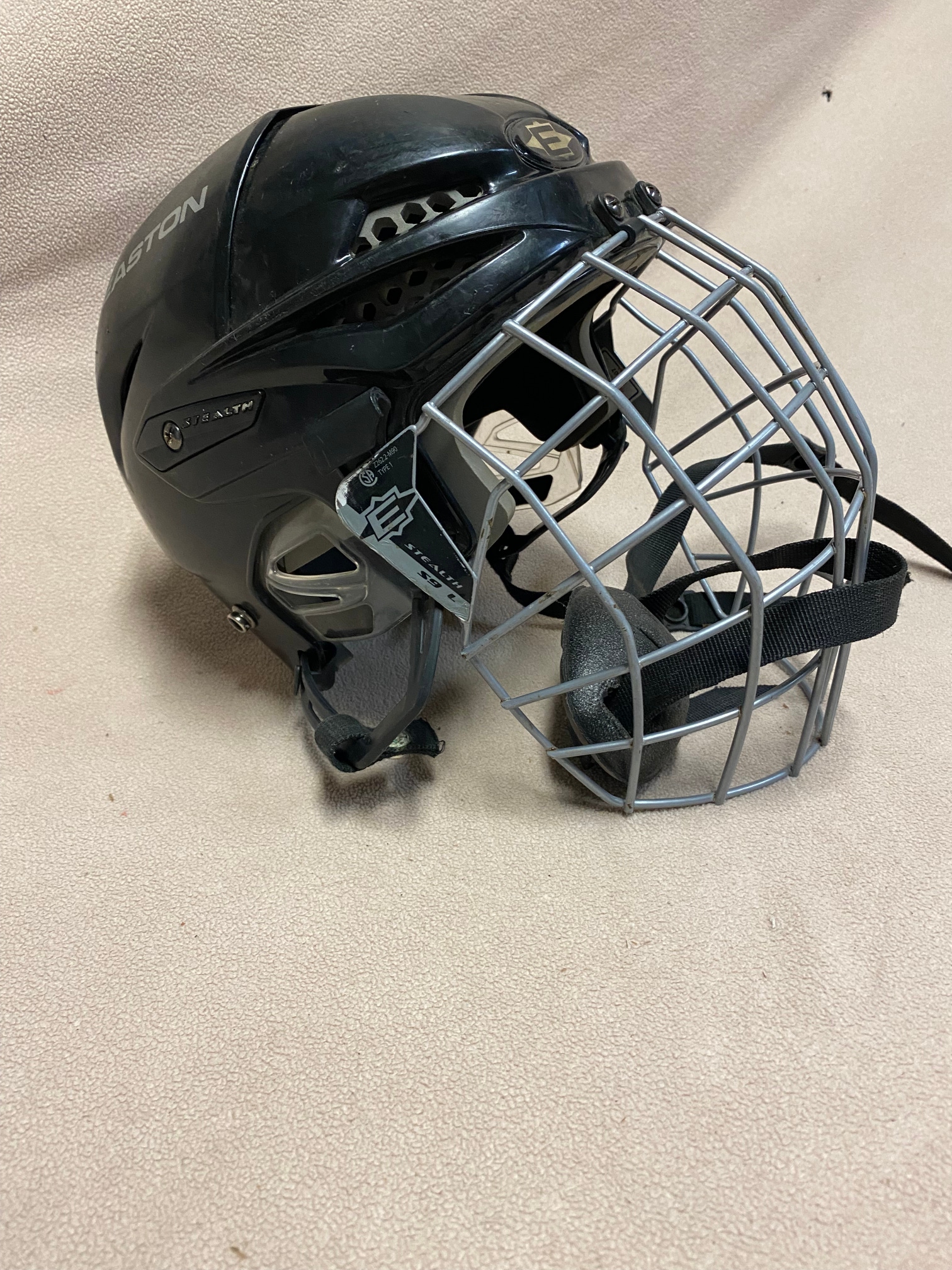 Used Large Easton S9 Helmet