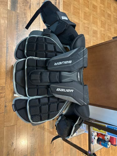 Used Large/Extra Large Bauer GSX Goalie Chest Protector