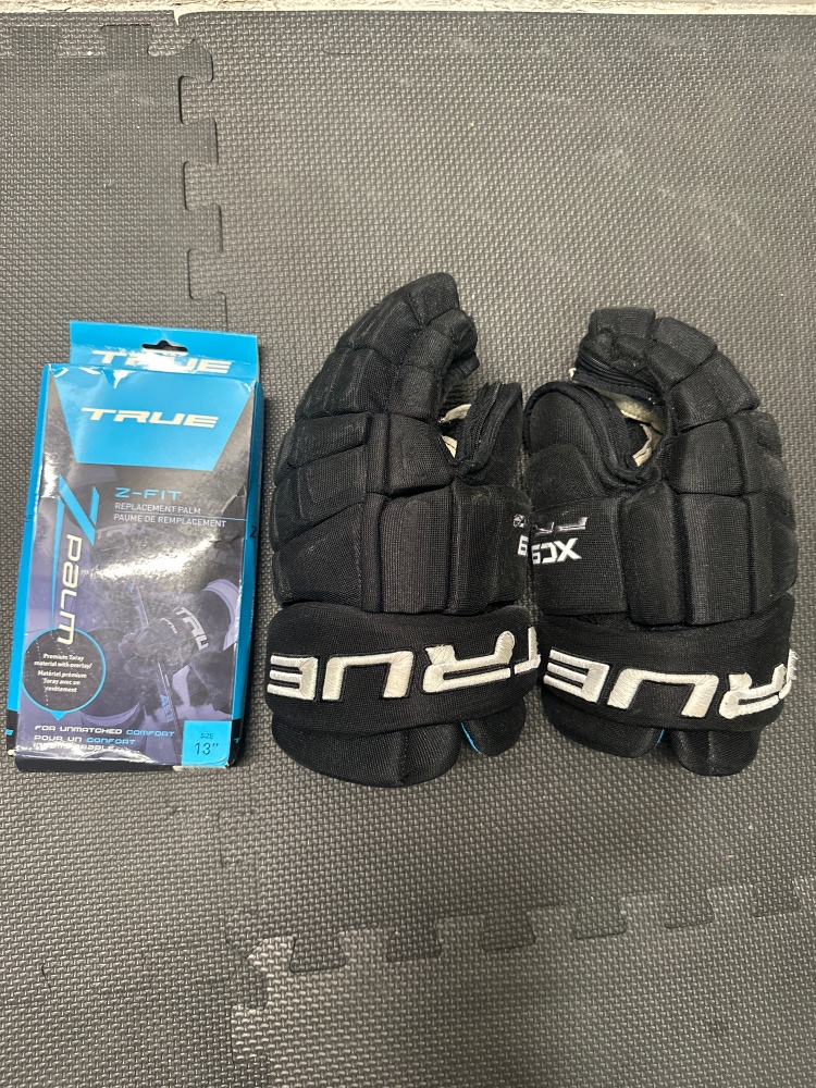 Used True 13" XC9 Gloves Gloves