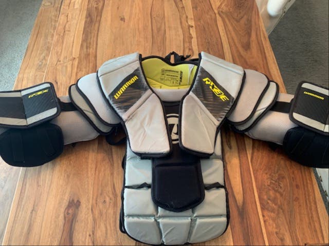 Used Medium Senior Warrior Ritual X3E Goalie Chest Protector