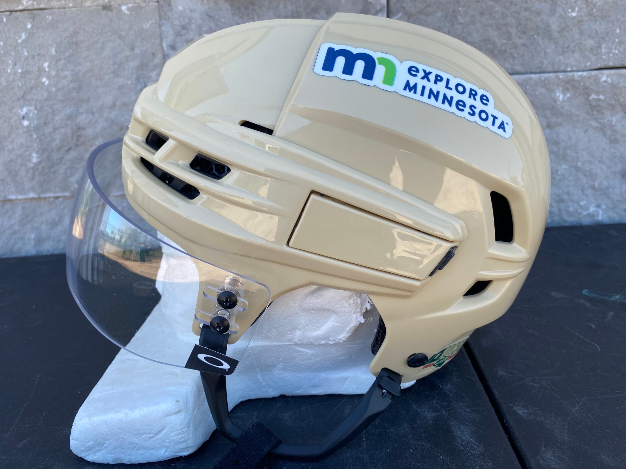 CCM SUPER TACKS X Pro Stock Hockey Helmet Wheat Beige Medium Oakley Visor Combo 4712